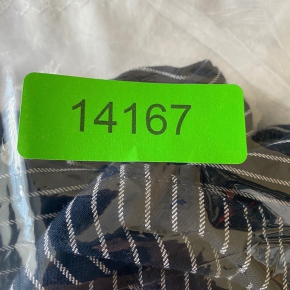 Tommy Hilfiger Women's Navy Pin-Striped Long Sleeve Button Up Shirt Size Small - Picture 12 of 12